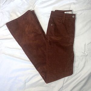Brown Flare Corduroy’s 🤎
